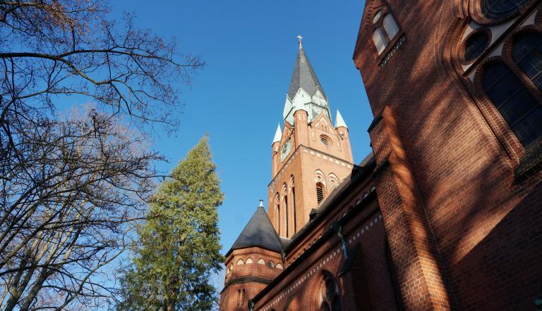 Inselkirche Hermannswerder von außen