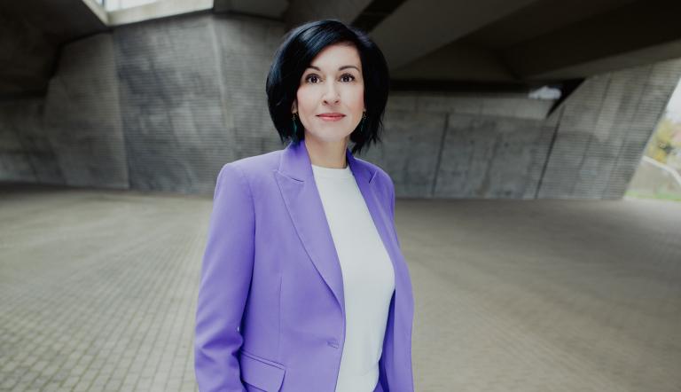 Oberbürgermeisterin Noosha Aubel