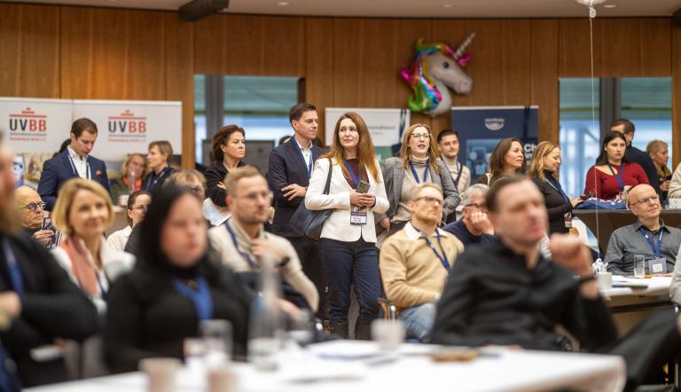 Publikum im Havel-Saal beim Potsdamer GründerTag 2025