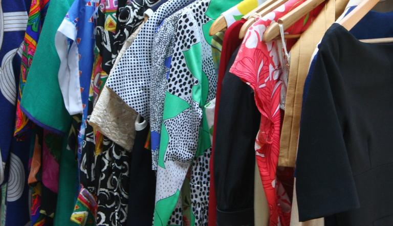 Gebrauchte Kleidung lässt sich gut wiederverwenden oder recyceln. Gebrauchte Kleidung lässt sich gut wiederverwenden oder recyceln.