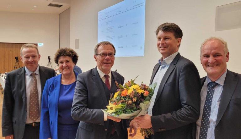 Die Beigeordneten mit dem neuen Fachbereichsleichter für Klima, Umwelt und Grünflächen, Lars Schmäh.