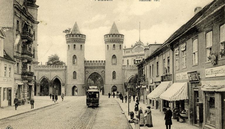 Knackstedt & Näther, Nauener Tor (um 1906).