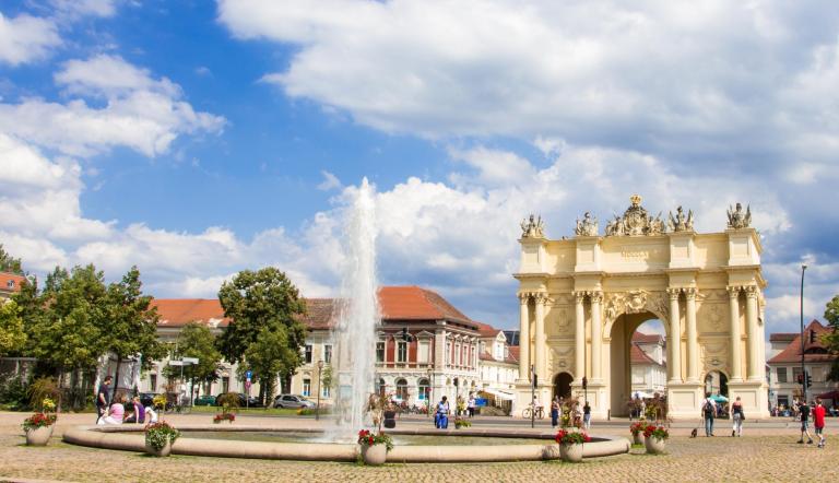 Brandenburger Tor am Luisenplatz.