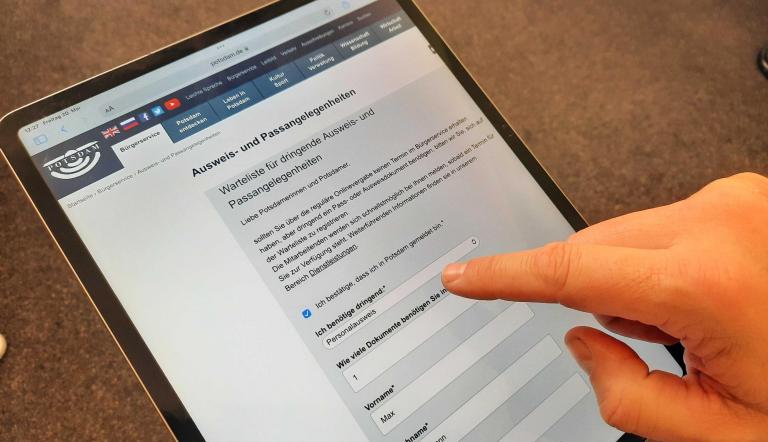 Digitale Warteliste für dringende Pass- und Ausweisangelegenheiten, Digitale Warteliste für dringende Pass- und Ausweisangelegenheiten,