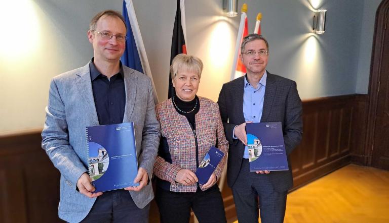 Statistischer Jahresbericht 2021 vorgestellt, Statistischer Jahresbericht 2021 vorgestellt,