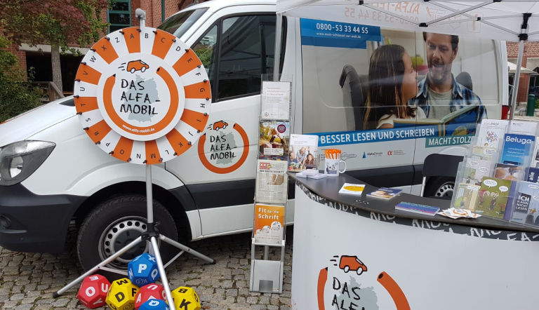 Info-Stand ALFA-Mobil, Info-Stand ALFA-Mobil,