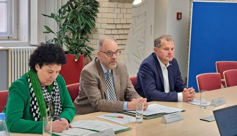 Modellprojekt „Spurwechsel“ vorgestellt, Modellprojekt „Spurwechsel“ vorgestellt,