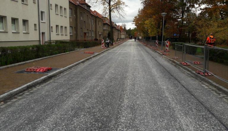 Gehwegsanierung Franz-Mehring-Straße, Stand Oktober 2022. Foto LHP/ Verkehrsanlagen Gehwegsanierung Franz-Mehring-Straße, Stand Oktober 2022