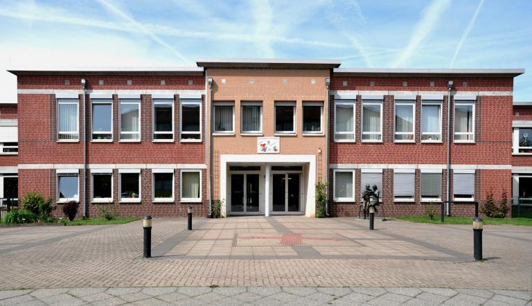 Grundschule im Kirchsteigfeld Grundschule im Kirchsteigfeld