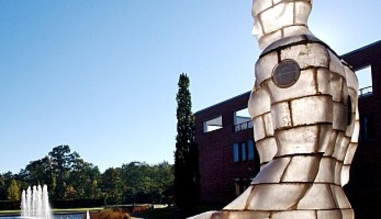 Mr. Net sculpture at the Hasso-Plattner Institute for software systmes technology