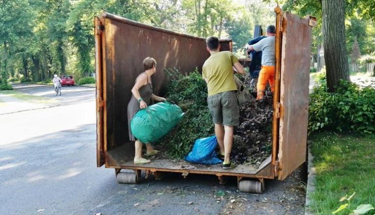 Grünabfallsammlung in Babelsberg Grünabfallsammlung in Babelsberg
