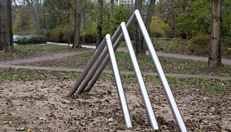 Metallstangen (© Dirk Alexander Schermer)