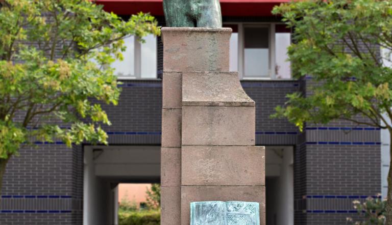 Der unvollendete Mensch (© Dirk Alexander Schermer)