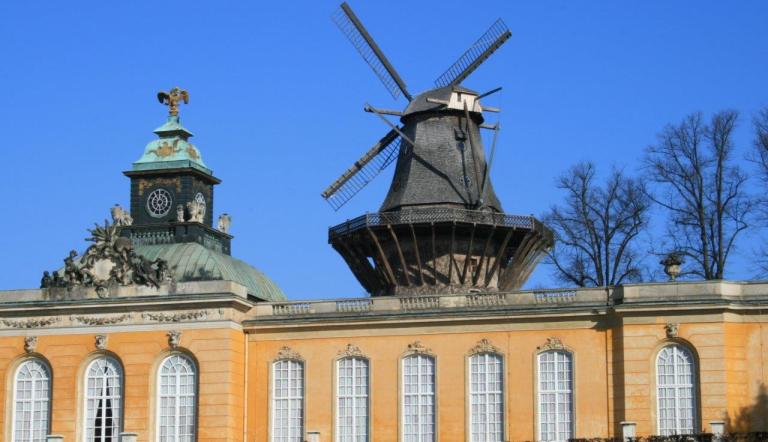 Die Historische Mühle nahe Schloss Sanssouci Die Historische Mühle nahe Schloss Sanssouci (© Mühlenvereinigung Berlin-Brandenburg e.V.)