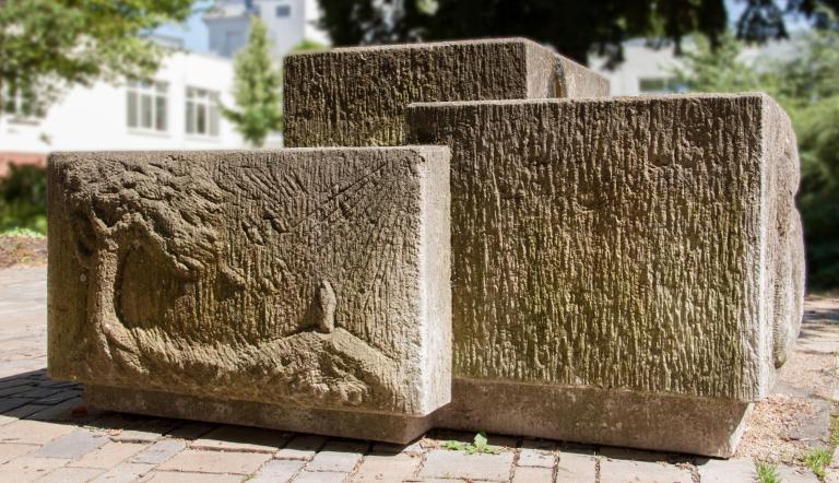 Sandsteinbrunnen (© Dirk Alexander Schermer)