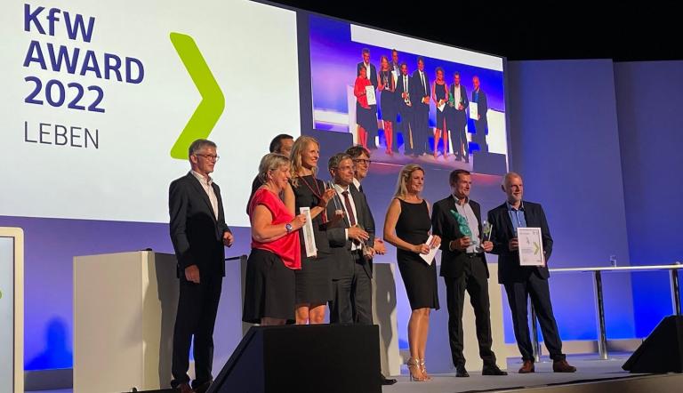 Potsdam erhält den KfW Award 2022 für die Gartenstadt Drewitz. Potsdam erhält den KfW Award 2022 für die Gartenstadt Drewitz.