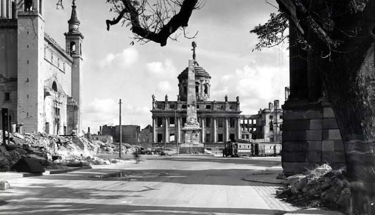 Max Baur | Alter Markt | um 1946 | Bundesarchiv (Bild 170-376)