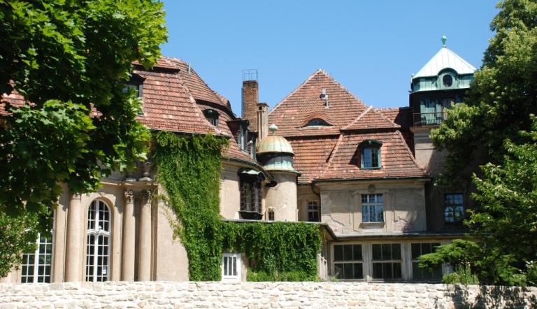 Das Bild zeigt Schloss Marquardt im Jahr 2008.