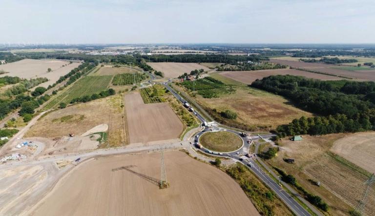 Kreisverkehre an der B273. Kreisverkehre an der B273.