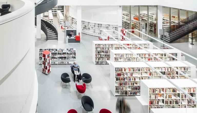 Stadt- und Landesbibliothek Potsdam im Bildungsforum.