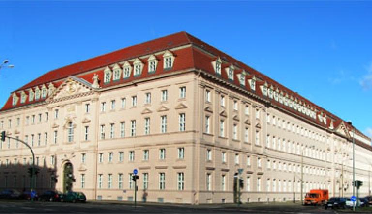 Das Stammgelände der Stiftung Ecke Breitestraße und Dortustraße (© René Schreiter)