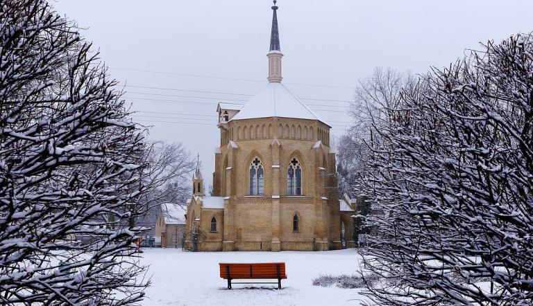 Foto: Alte Neuendorfer Kirche 