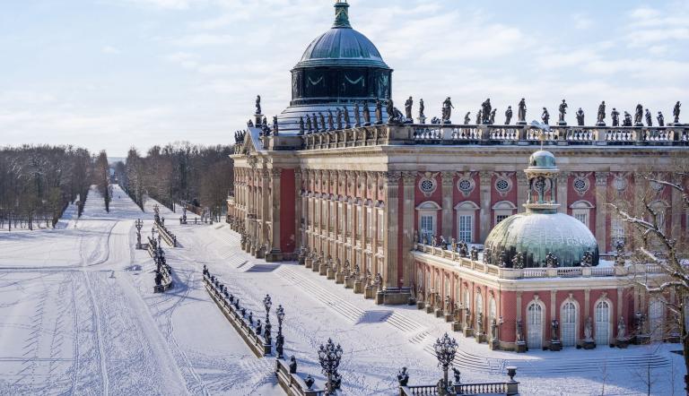 Neues Palais im Winter, Foto: Reinhardt & Sommer, Potsdam, Lizenz: SPSG