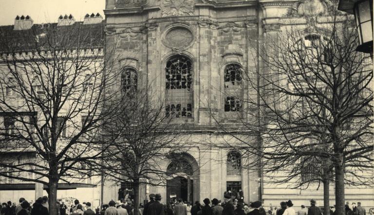 Die zerstörte Synagoge am Wilhelmplatz, Foto: Hans Weber, Lizenz: Potsdam Museum