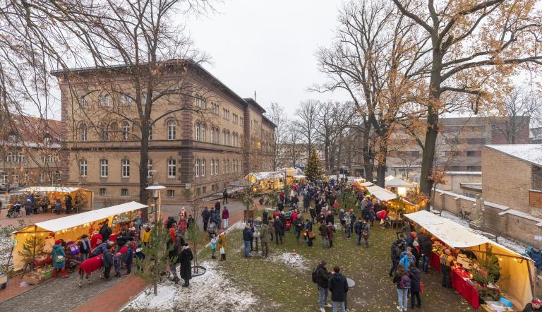 Adventsmarkt auf dem Campus des Oberlinhaus, Foto: André Stiebitz, Lizenz: Potsdam Marketing und Service GmbH