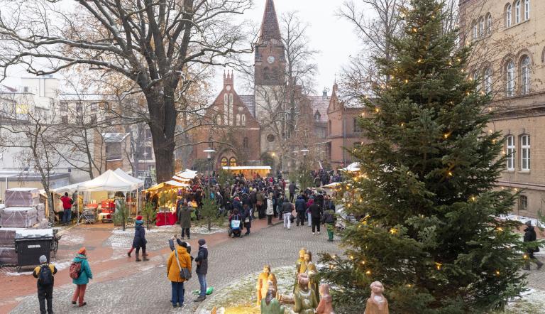 Adventsmarkt auf dem Campus des Oberlinhaus, Foto: André Stiebitz, Lizenz: Potsdam Marketing und Service GmbH