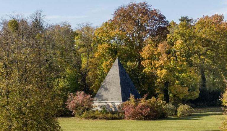 Neuer Garten, Pyramide, Foto: Reinhardt & Sommer, Lizenz: SPSG