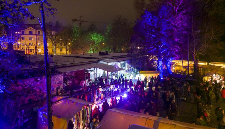 Nikolausmarkt auf dem Lottenhof, Foto: André Stiebitz, Lizenz: Potsdam Marketing und Service GmbH