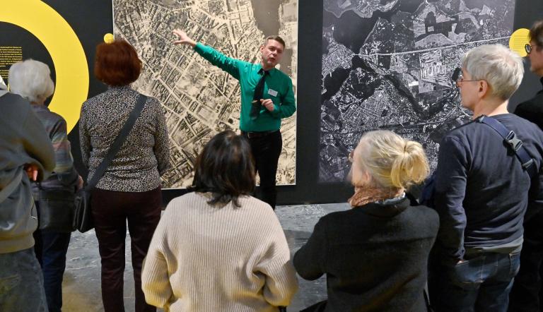Ausstellung LUFT-BILD-Potsdam, Foto: Michael Lüder, Lizenz: Potsdam Museum