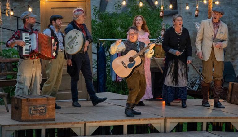 Theater 89 auf dem Winzerberg, Foto: Bianka Peetz-Mühlstein , Lizenz: Bianka Peetz-Mühlstein