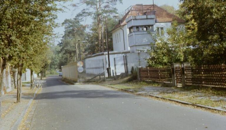 Stubenrauchstraße, 1990 , Foto:  Hannes Wittenberg, Lizenz: Potsdam Museum