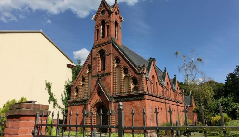 Kapelle und Friedhof Klein-Glienicke, Foto: Sören Kusch, Lizenz: Freundeskreis Klein-Glienicker Kapelle