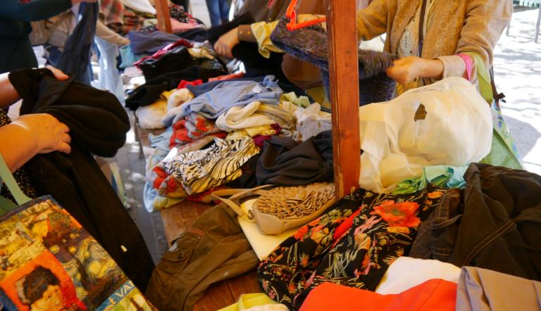 Geben- und Nehmen-Markt, Foto: Ursula Bock, Lizenz: LHP