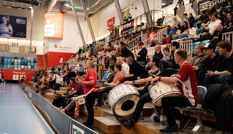 Der SC Potsdam startet am 13.7 in der MBS Arena in die erste Saison der 1.Floorball Bundesliga, Foto: Jona Kuhle, Lizenz: wide and deep