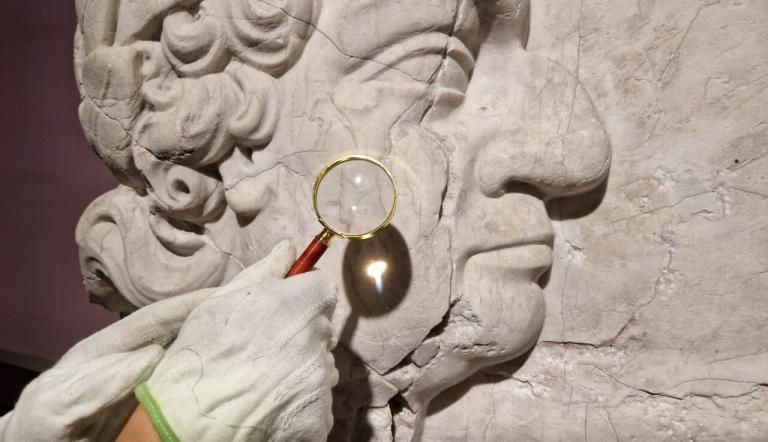 Führung Unter der Lupe , Foto: Potsdam Museum, Lizenz: Potsdam Museum