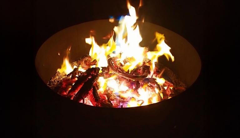 Feuerschale Adventsfeuer 2024, Foto: Stefanie Brauer