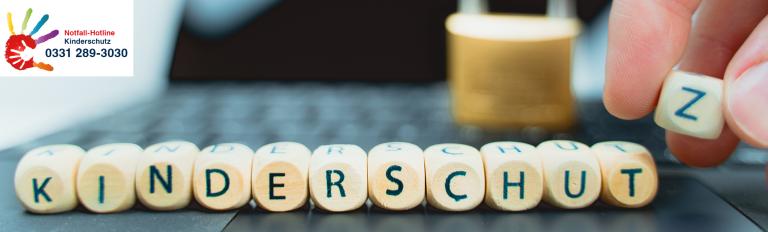 Kinderschutz Slider zum Thema Kinderschutz, die Notfall-Hotline Kinderschutz von Potsdam ist zu sehen: 0331 289 3030